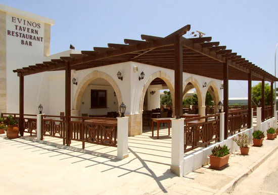 Evinos